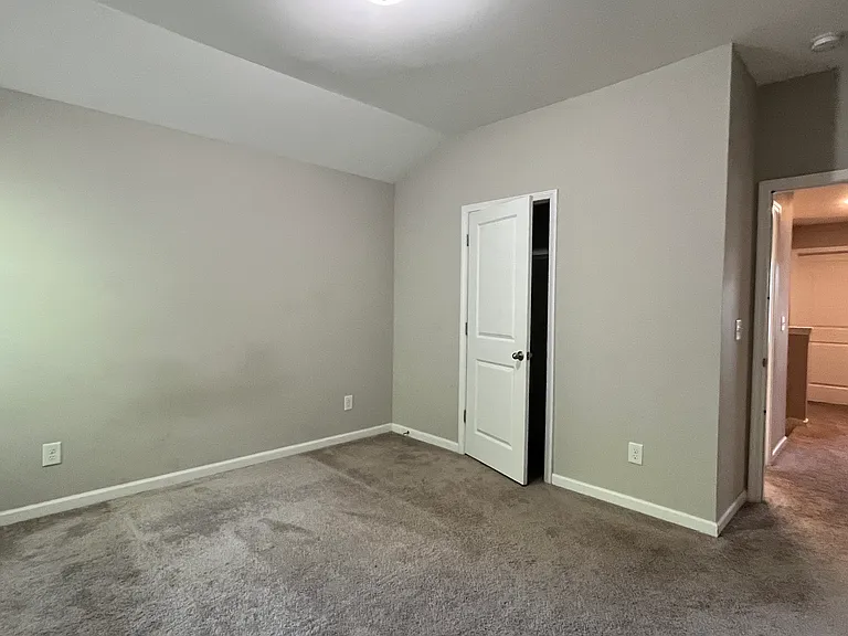 1955 Boxwood Way — Photo 28