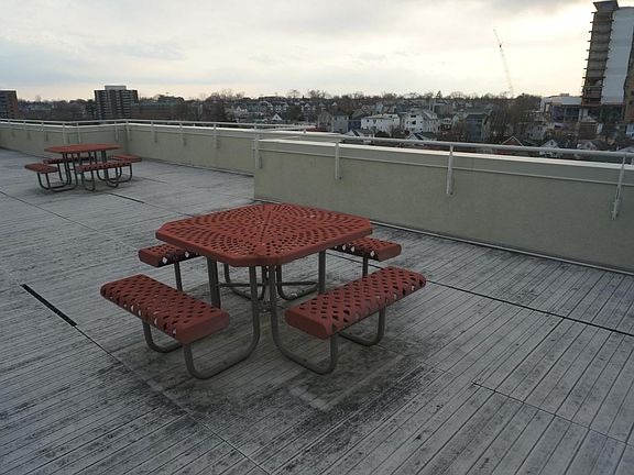 5th image of 51 Schuyler Avenue
