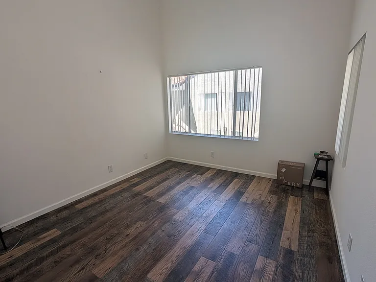 24465 Valle Del Oro #203 — Photo 18