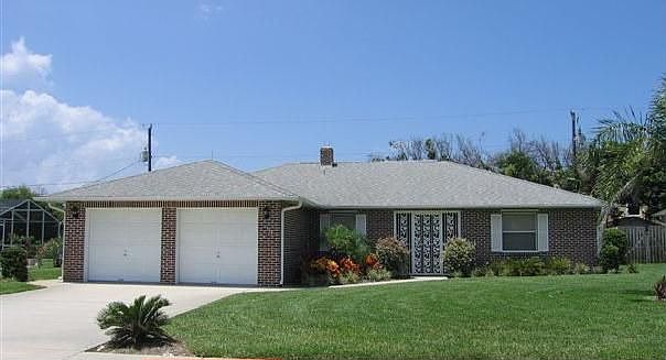Sixth house to the beach