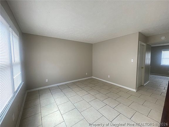 4th image of 4959C Galveston St
