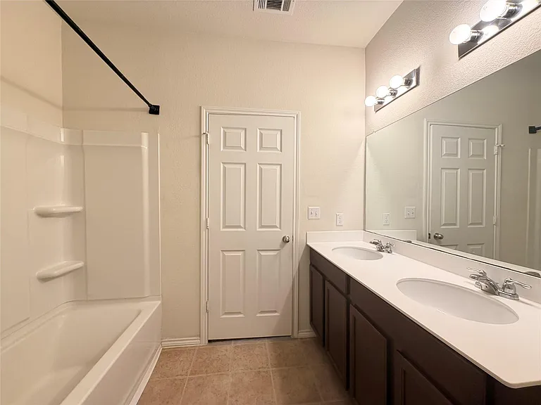 11704 Monterosso Dr — Photo 11
