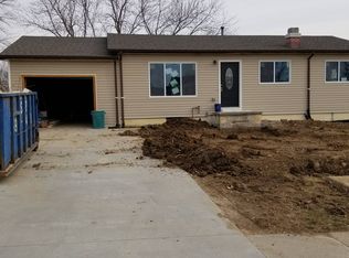 14032 Weir St, Omaha, NE 68137