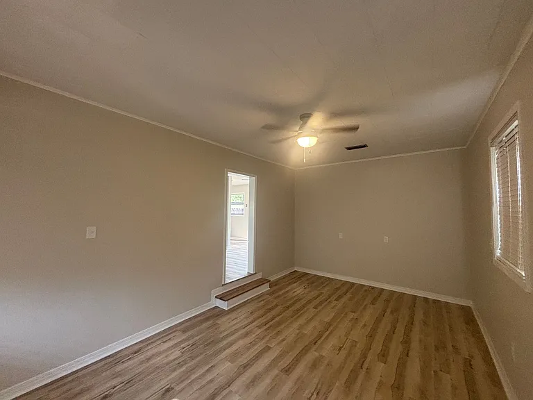 143 Edward Cir — Photo 7