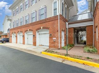 8932 Milford Haven Ct #32C, Lorton, VA 22079