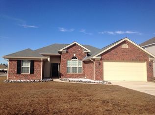 228 Standing Pines Cir, Pooler, GA 31322