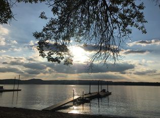 310/312 N Cove Rd, Hudson, WI 54016