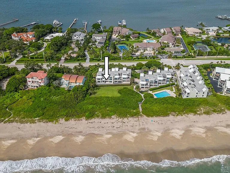 2051 NE Ocean Blvd #C13 — Photo 3