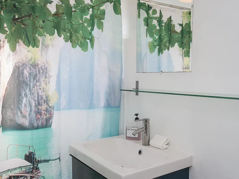 No. 12 bathroom