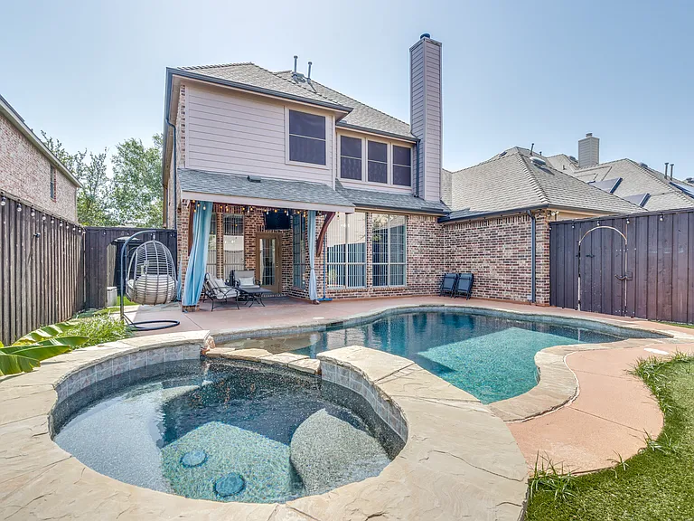 11649 Keystone Dr — Photo 36