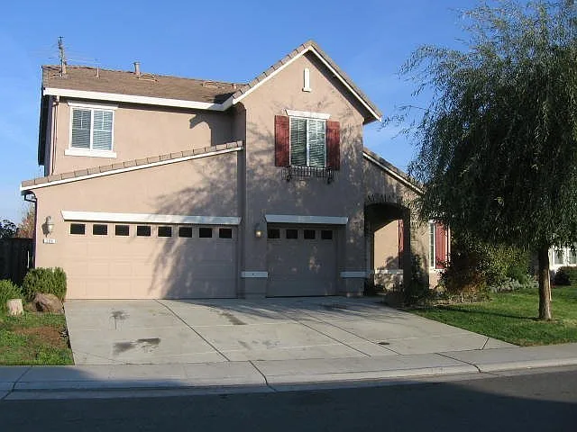 Building Photo - 204 Arista Ct