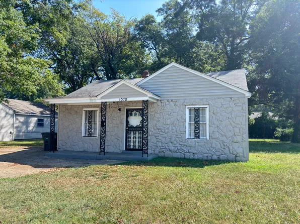 1070 Bradley St, Memphis, TN 38114