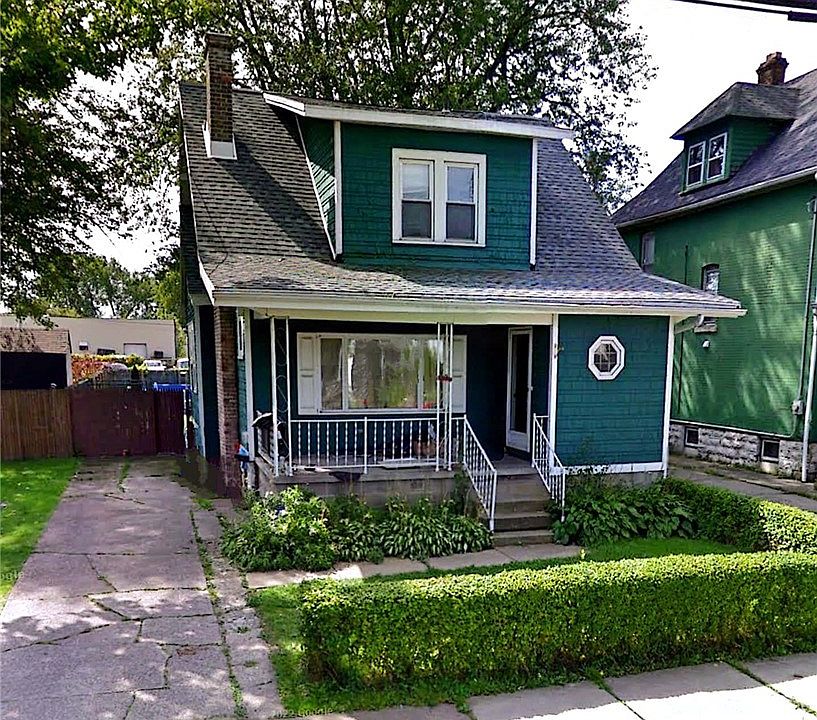 1st image of 187 Ladner Ave