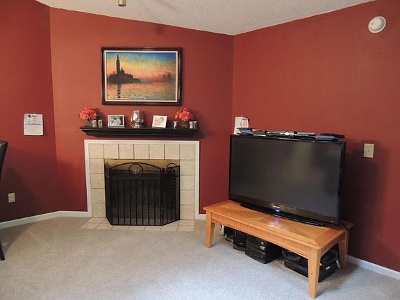 4th image of 3802 Windridge Ct