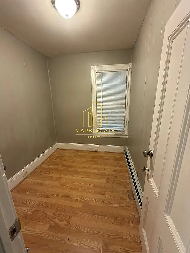 Building Photo - 21 Piercy St #1E