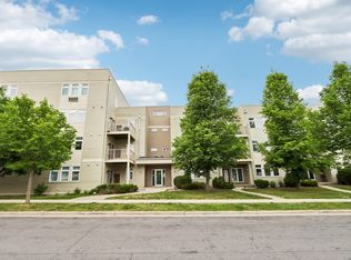 8206 Starr Grass Dr APT 207, Madison, WI 53719