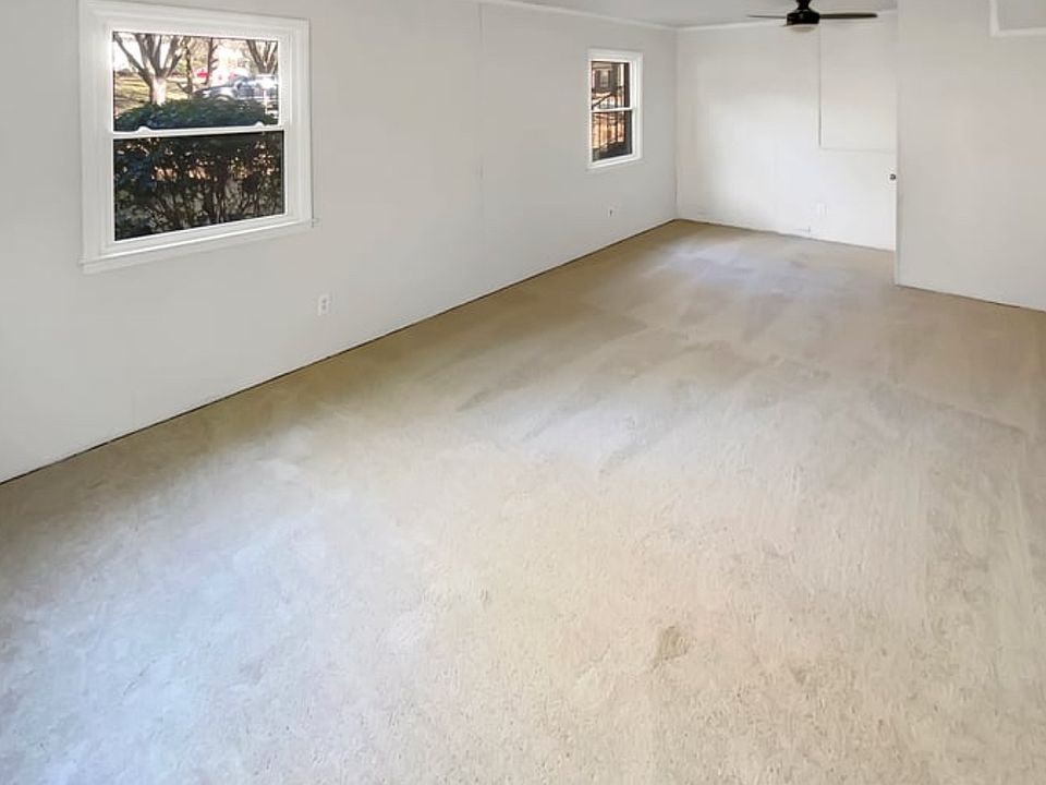1st image of 7405 Limerick Dr #1