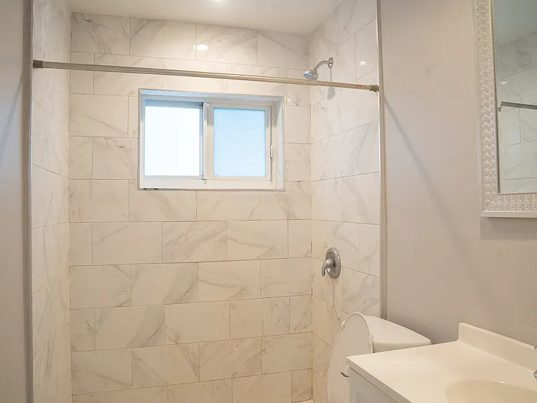 739 NW 22nd Ct #739 — Photo 17