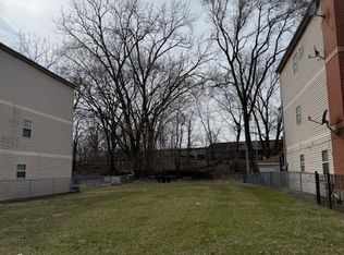 7912 S Parnell Ave, Chicago, IL 60620