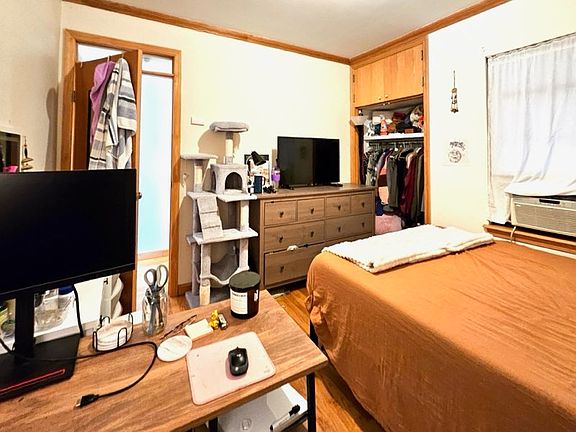 5th image of 75 W 71st St APT 4A