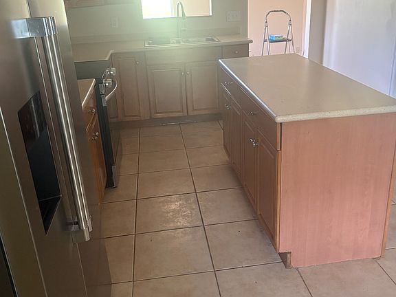 5th image of 5720 Papaya Dr