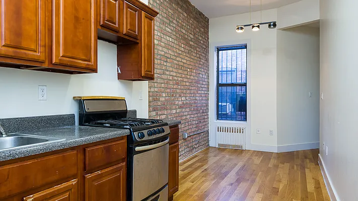 Rented by Nooklyn NYC LLC | media 7