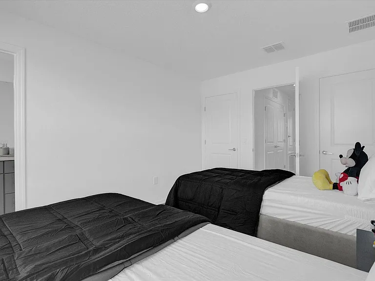 3221 Skyline Loop — Photo 21