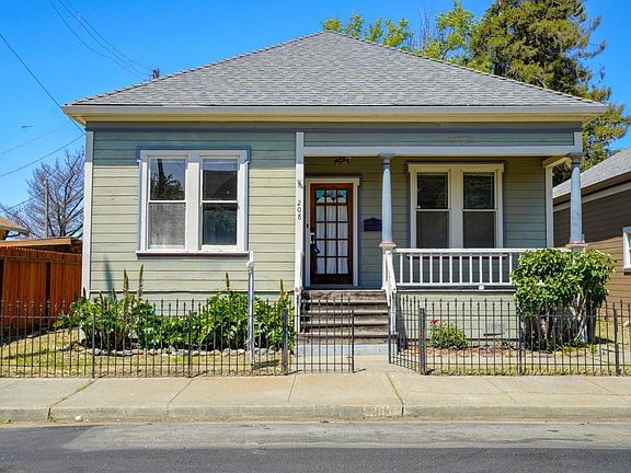 3rd image of 208 Sacramento Street