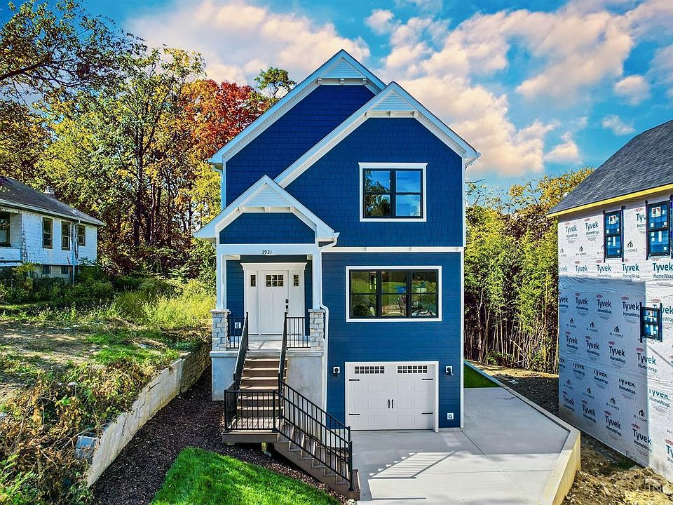 1st image of 3921 Paxton Ave