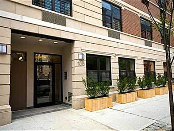 4th image of 2373 7th Ave APT 6C