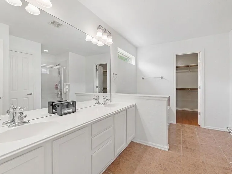 1121 Sweet Gum Dr — Photo 17