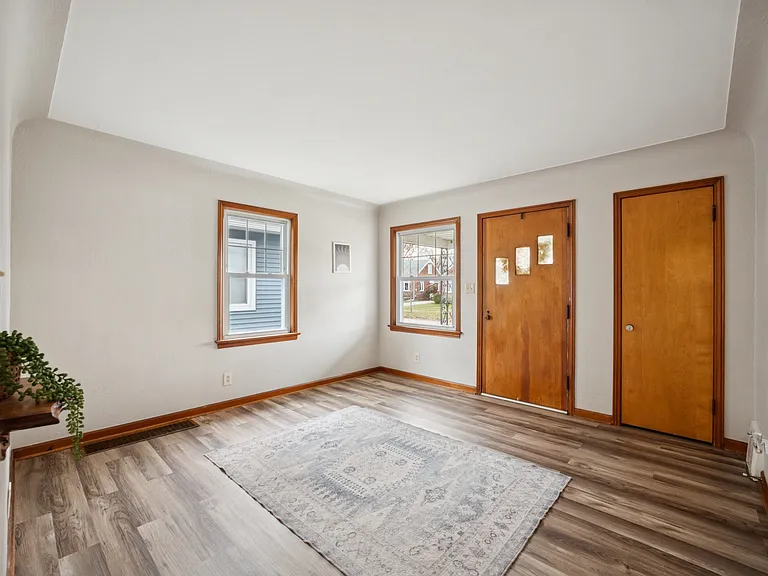 3556 Dean Ave — Photo 8