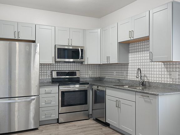 2nd image of 521 E Mission Ln APT 5