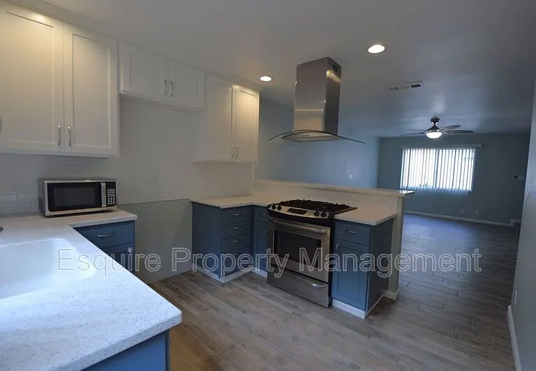 5410 Driftwood St #D — Photo 6