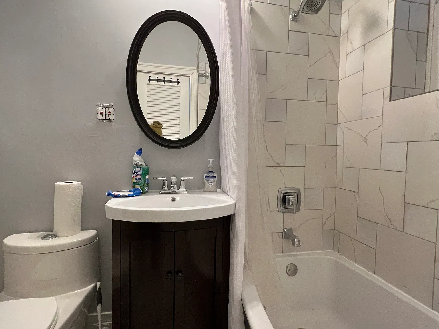 2936 W Fletcher St — Photo 3