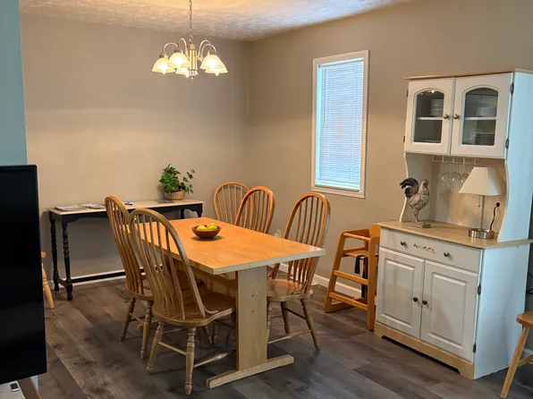 3820 Indian Run Dr APT 1, Canfield, OH 44406