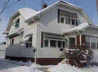 2514 Geneva St, Racine, WI 53402