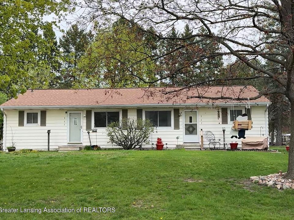 2nd image of 962-964 Hogsback Rd