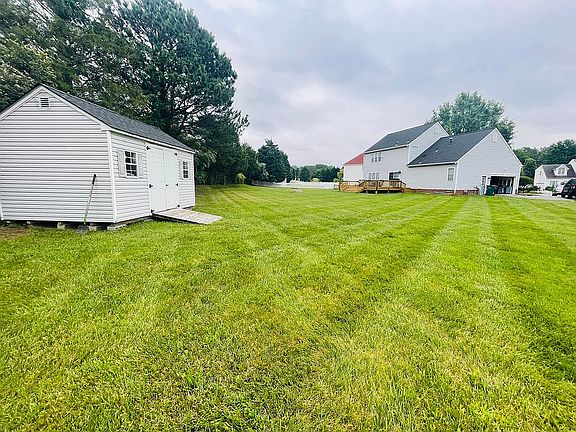 3rd image of 11128 Mill Place Ct