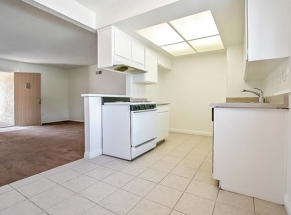 5th image of 627 S Velare St APT 44