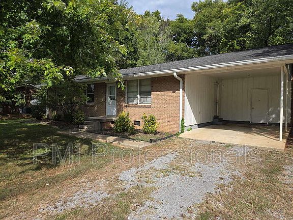 3rd image of 206 Highland Ave