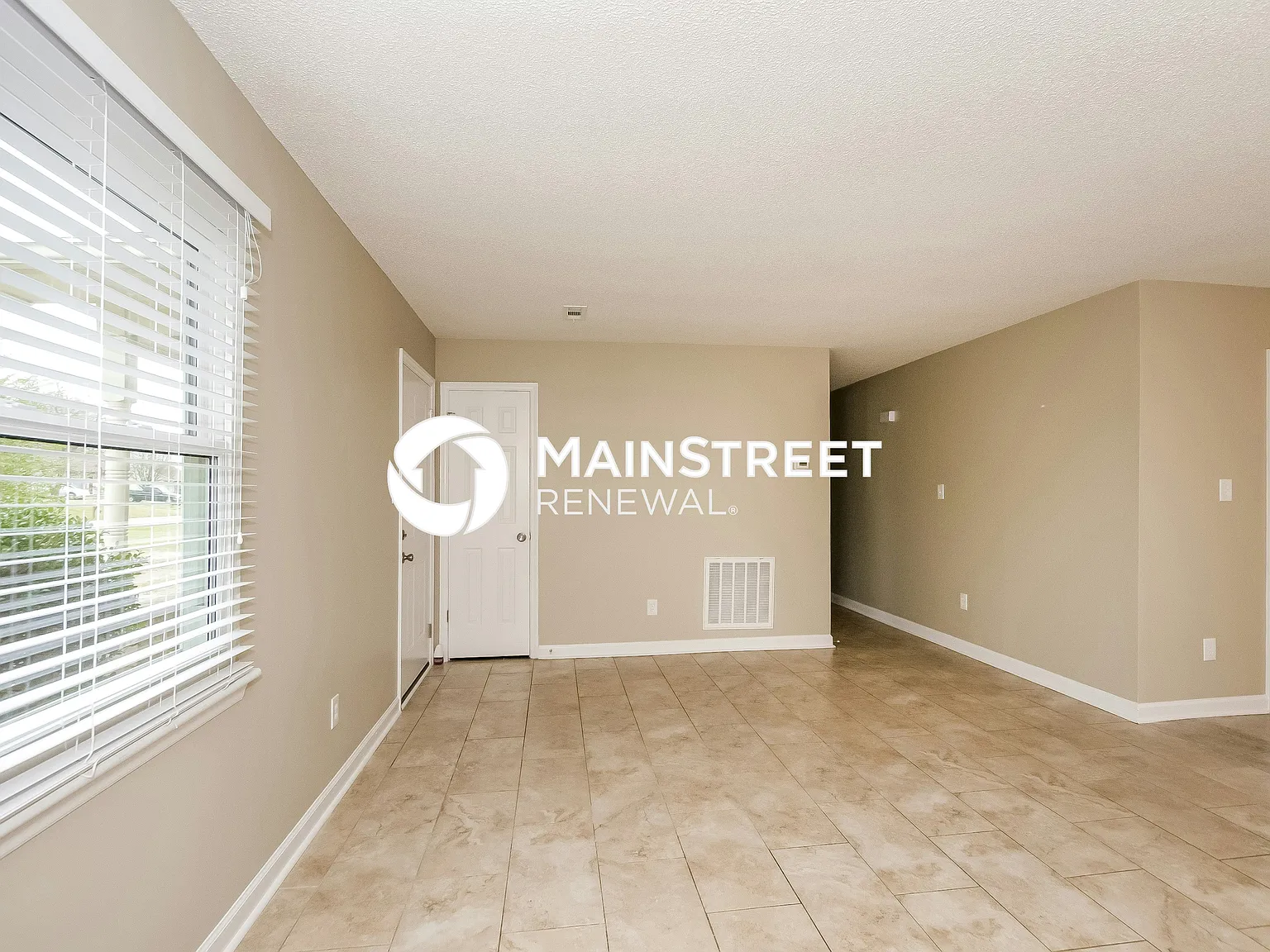 2133 Thornfield Rd — Photo 4