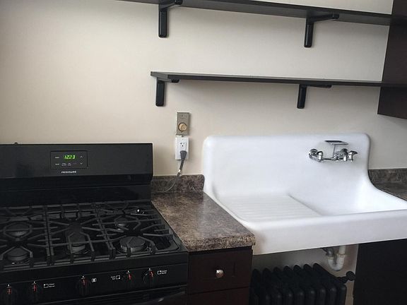 4th image of 730 Roger Williams Ave Unit 3