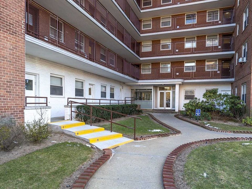 1st image of 9740 62nd Dr APT 2E