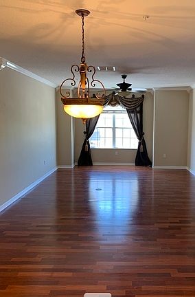 4th image of 671 Pensacola Ln