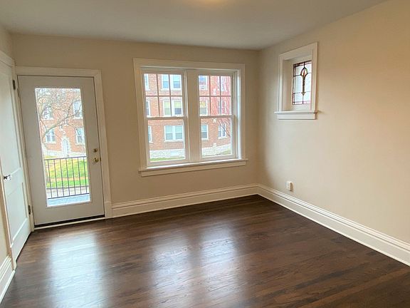 5th image of 4927-4929 Lindenwood Ave #4929-A