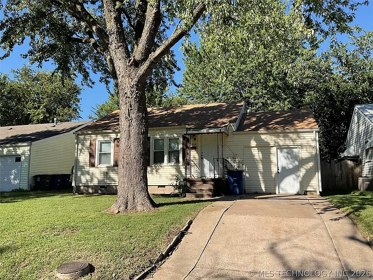 404 S Urbana Ave — Photo 1