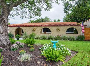 450 58th Ave NE, Saint Petersburg, FL 33703