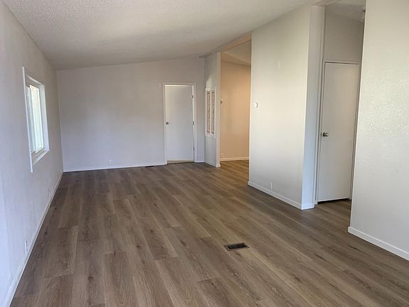 4th image of 3901 Lake Rd Space 38