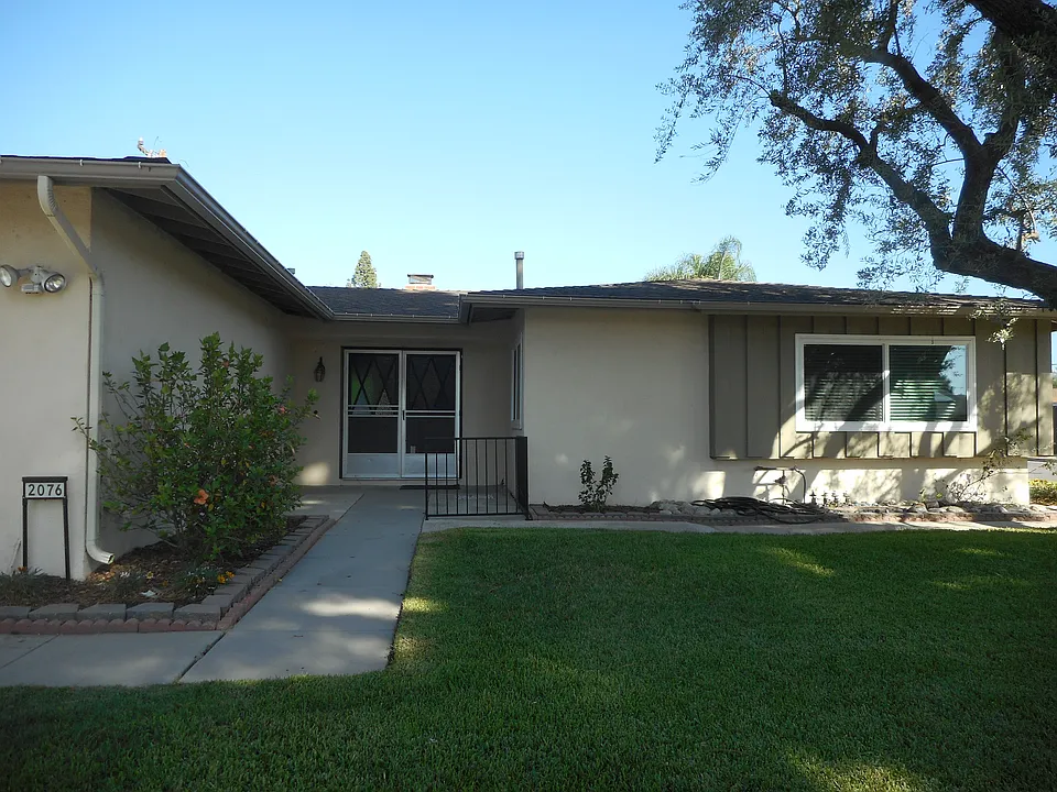 2076 Sequoia Ave